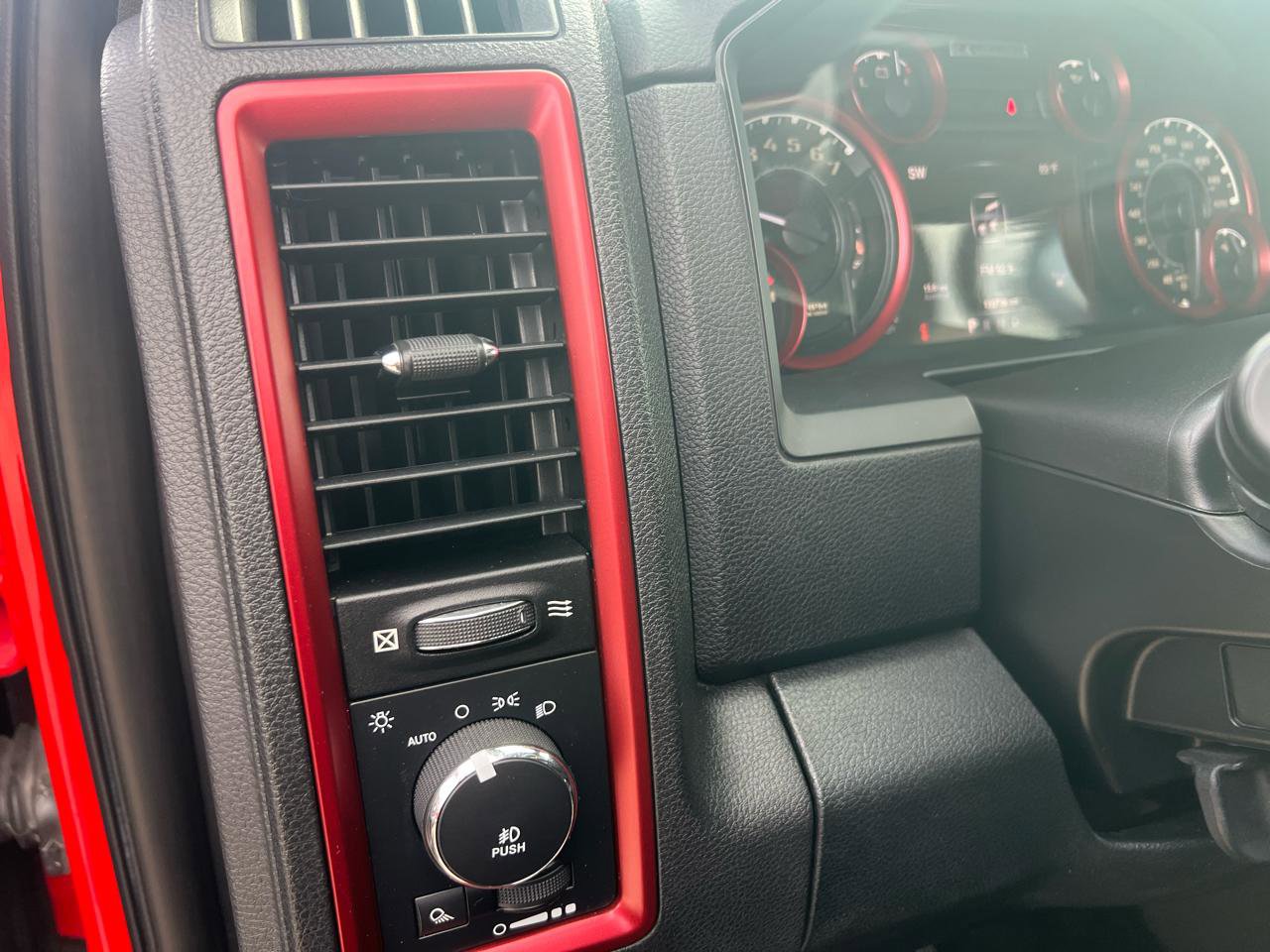 Used 2016 RAM 1500 Rebel AWD/4WD image 73