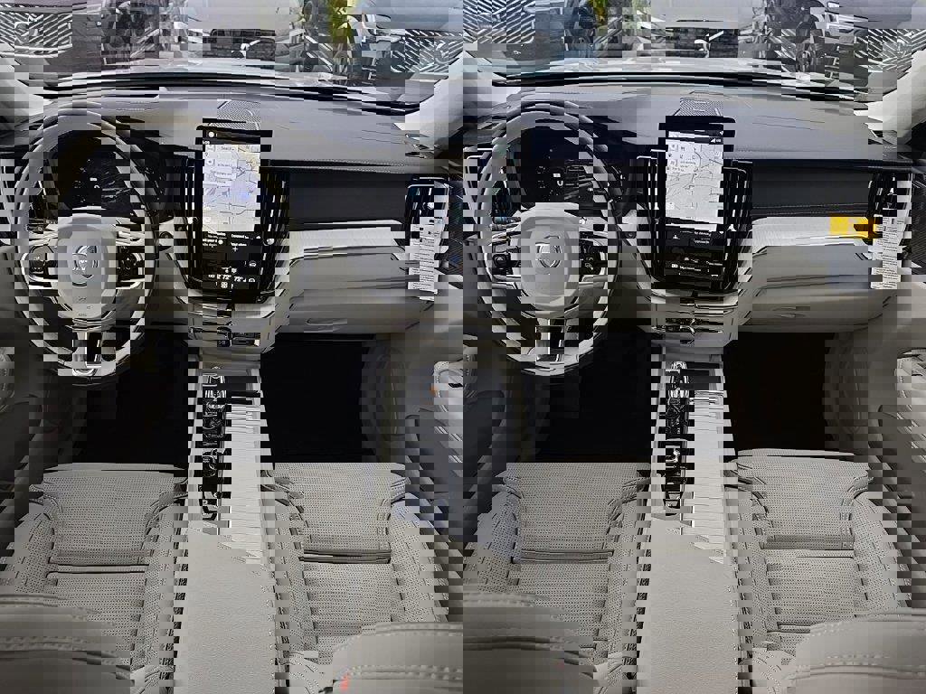 New 2026 Volvo XC60 B5 Ultra w/ Protection Package Premier image 9