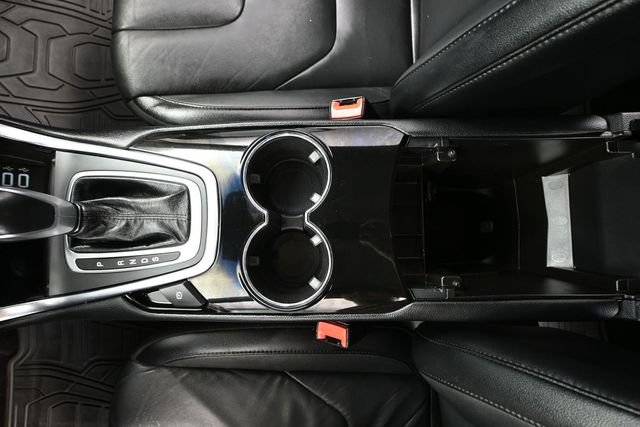 Used 2016 Ford Edge Titanium w/ Technology Package AWD/4WD image 26
