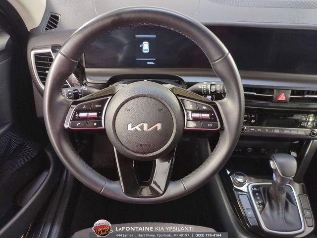 Certified 2025 Kia Seltos S FWD image 16