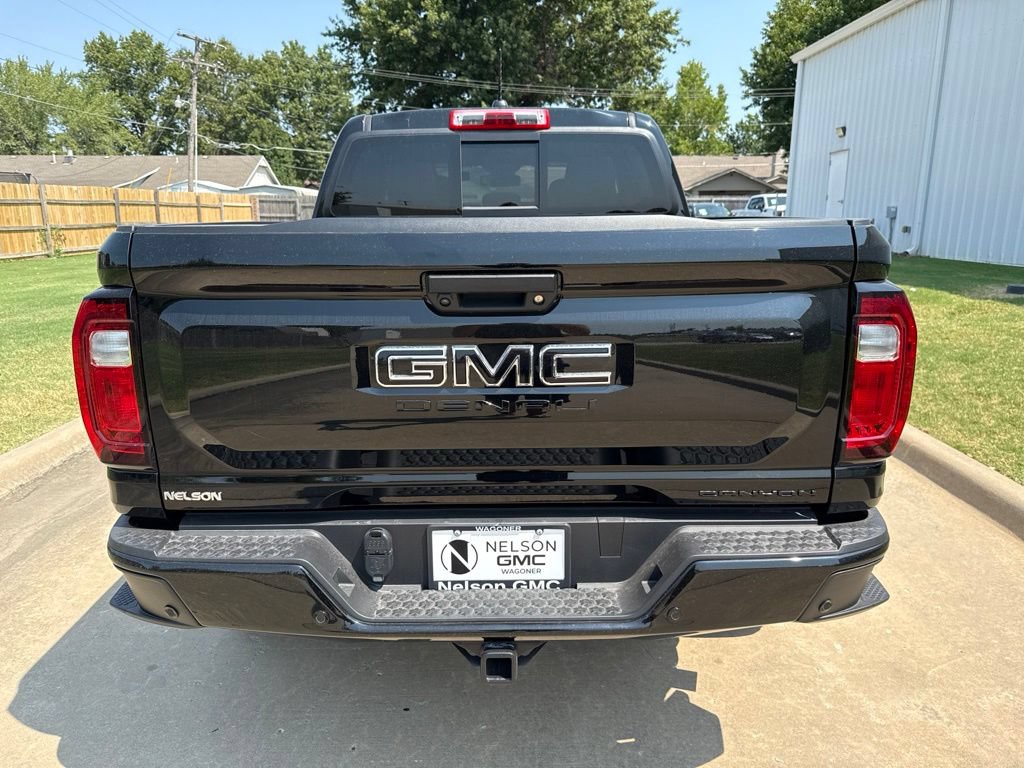 New 2026 GMC Canyon Denali w/ LPO, Denali Black Edition AWD/4WD image 18