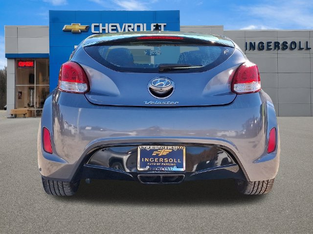 Used 2017 Hyundai Veloster Value Edition FWD image 23