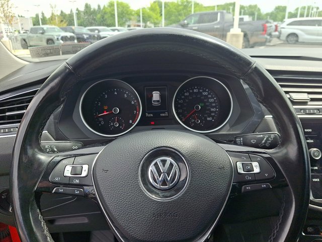 Used 2018 Volkswagen Tiguan SE w/ 18" Alloy Wheels Package FWD image 18