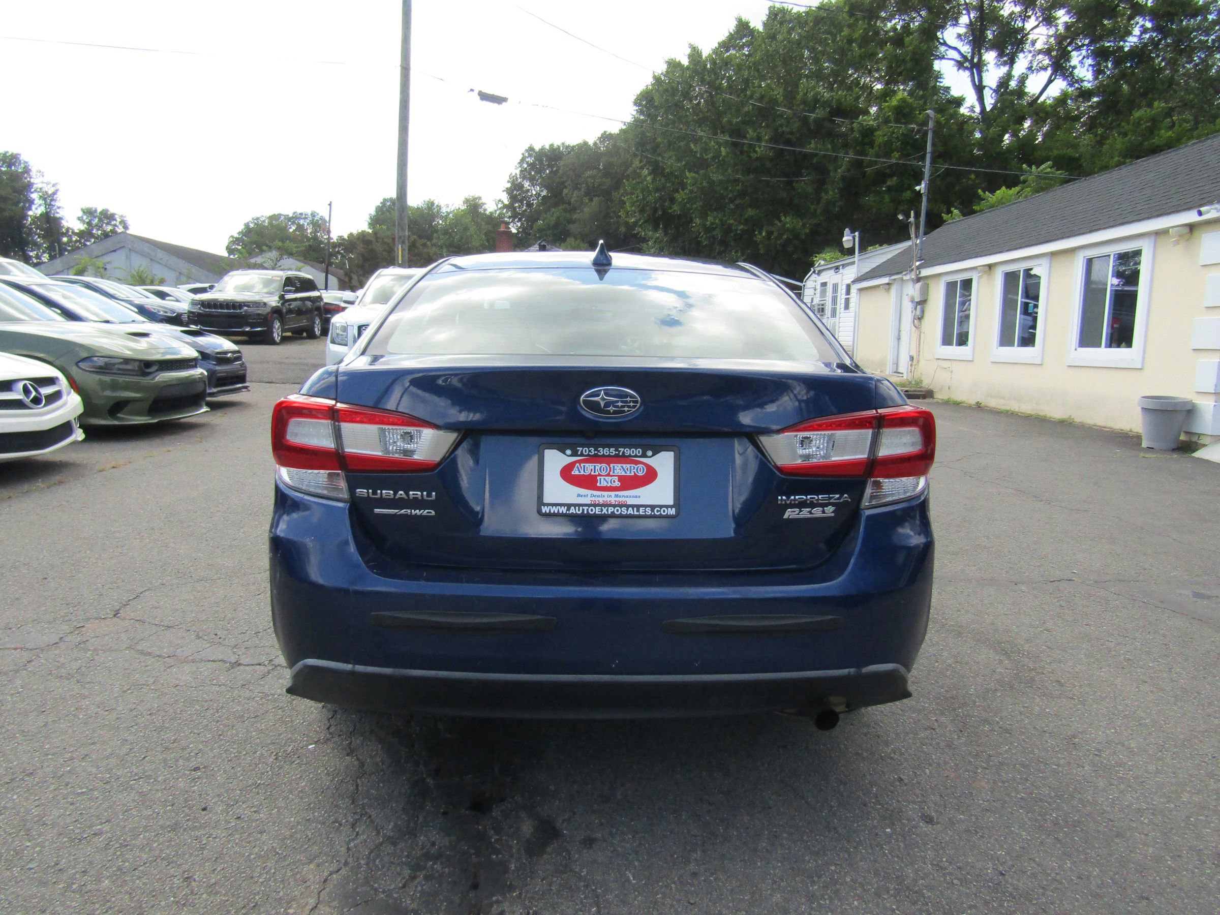 Used 2017 Subaru Impreza 2.0i Premium image 9