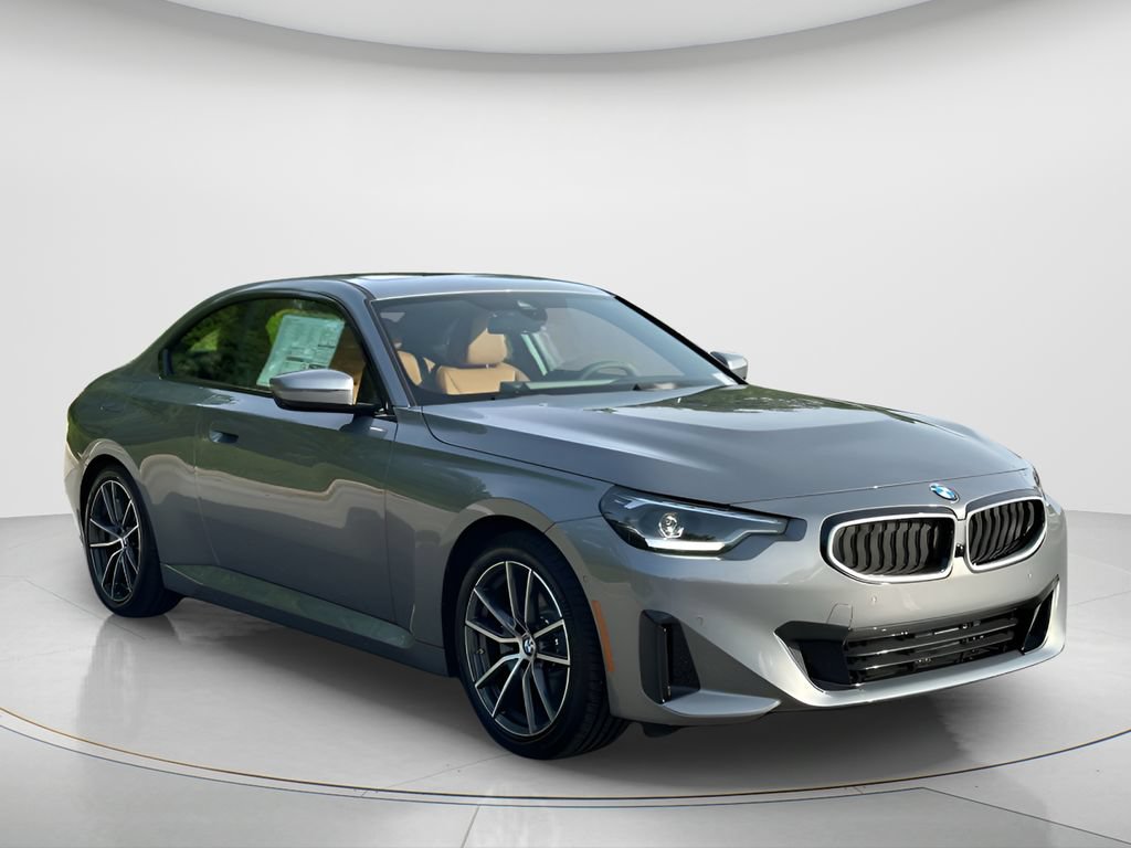 New 2026 BMW 230i Coupe w/ Convenience Package RWD image 3