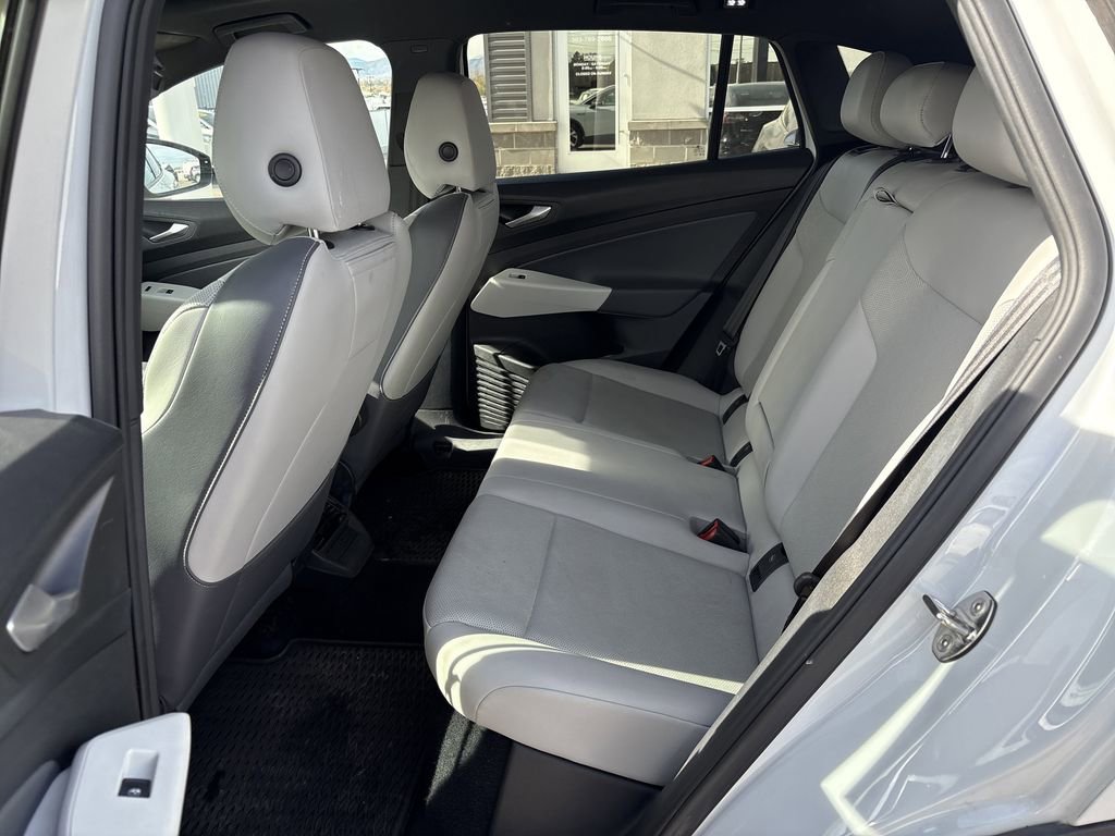 Used 2021 Volkswagen ID.4 1st Edition image 23