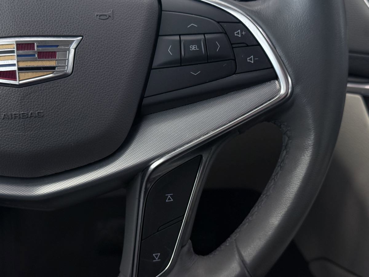 Used 2020 Cadillac XT5 Premium Luxury AWD/4WD image 45