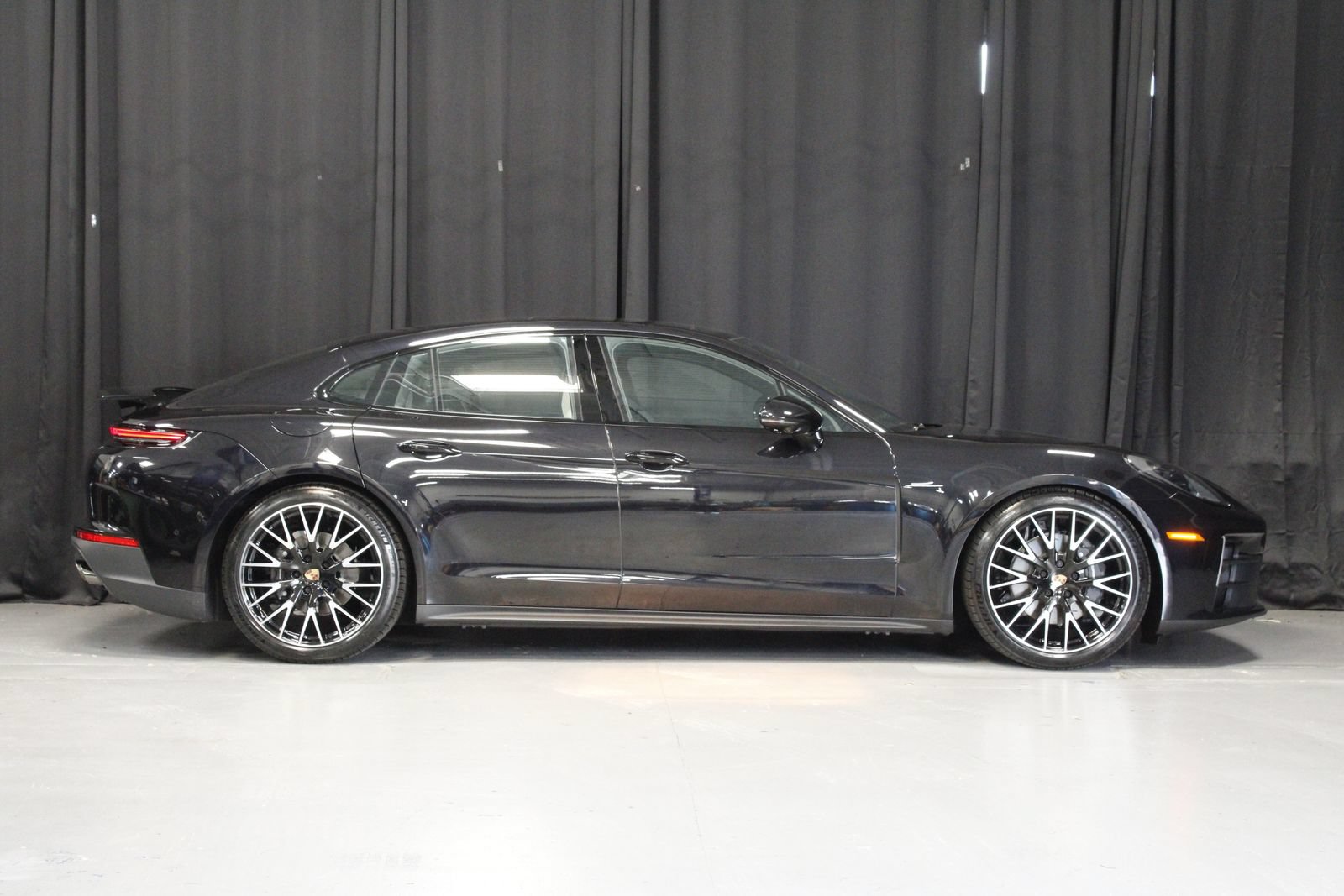 New 2026 Porsche Panamera 4 AWD/4WD image 8