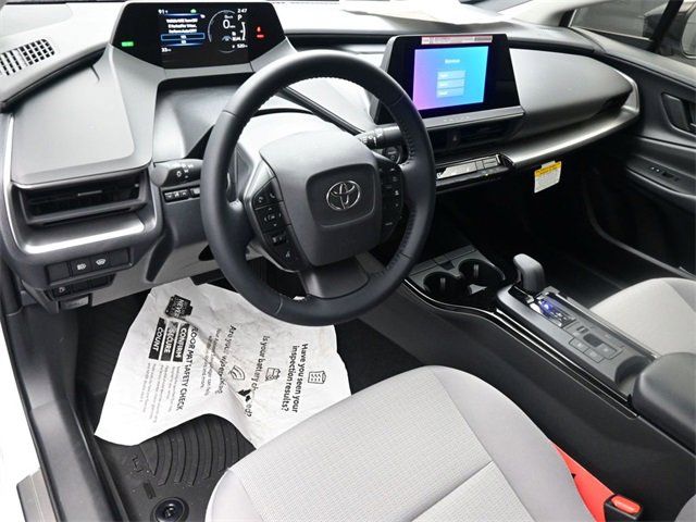 New 2026 Toyota Prius LE image 18