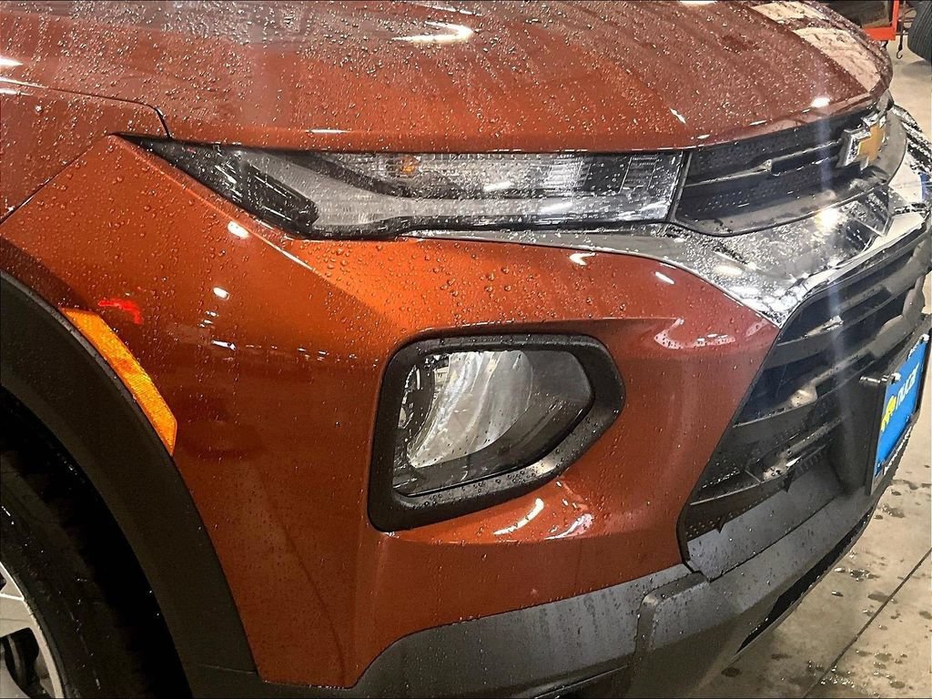 Used 2021 Chevrolet TrailBlazer LS AWD/4WD image 31