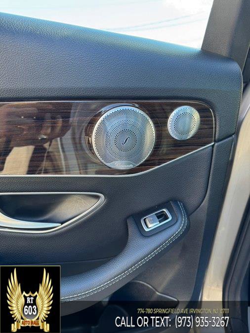 Used 2019 Mercedes-Benz C 300 4MATIC Sedan image 7