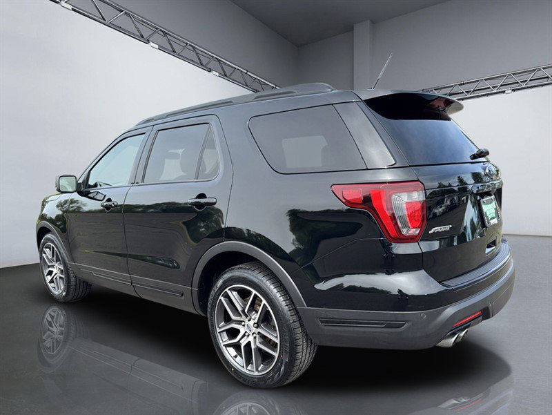 Used 2018 Ford Explorer Sport w/ Equipment Group 401A AWD/4WD image 5