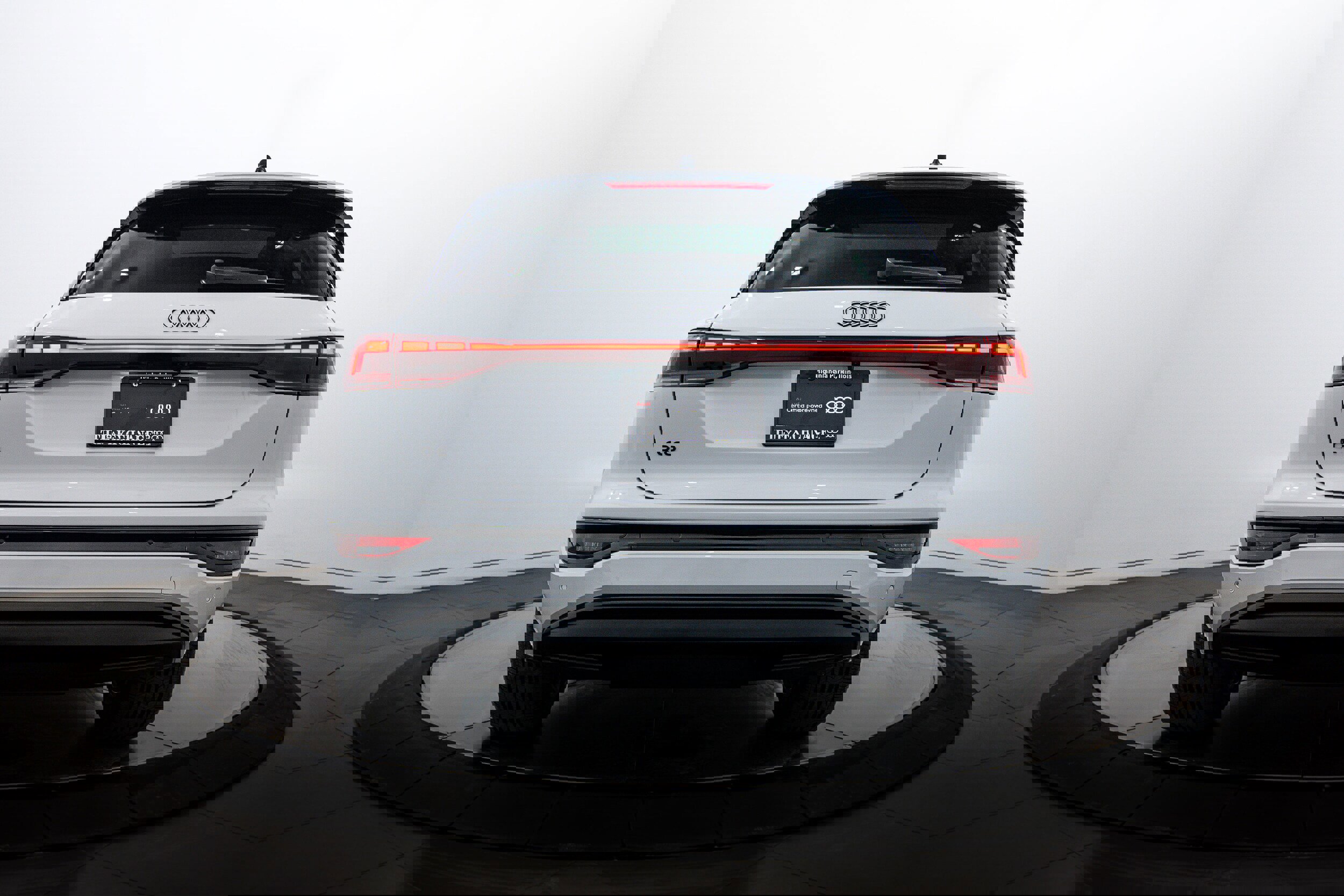 Certified 2025 Audi Q6 e-tron Premium Plus w/ Premium Plus image 22