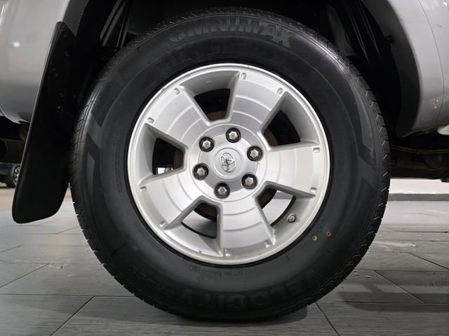 Used 2015 Toyota Tacoma 4x4 Double Cab w/ TRD Sport Package image 24