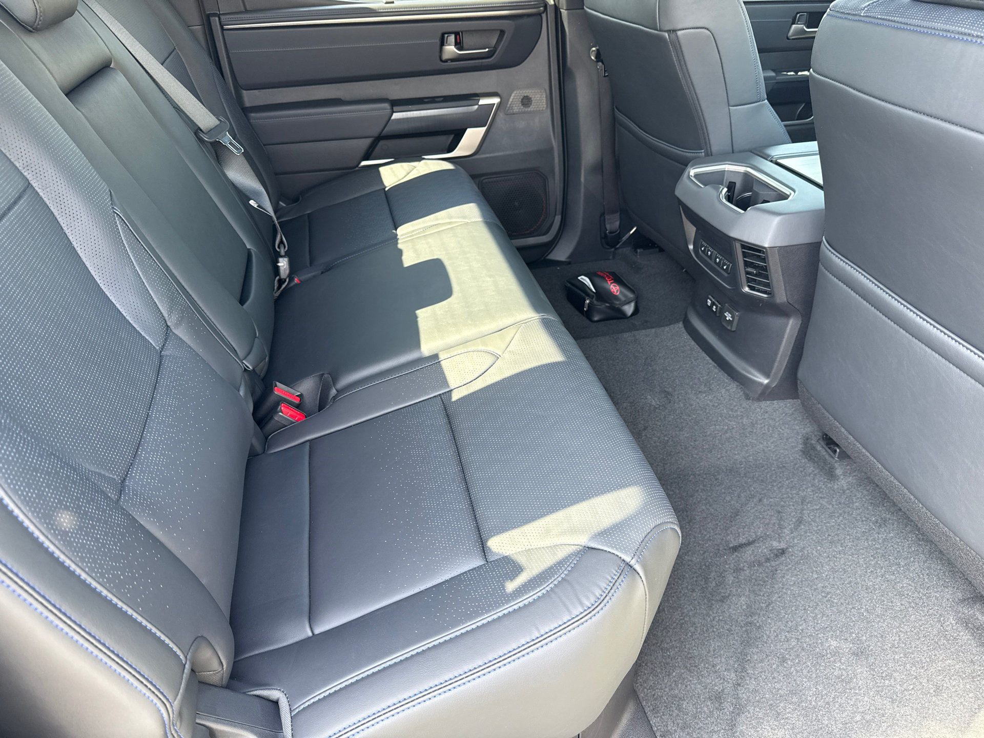 New 2026 Toyota Tundra Platinum AWD/4WD image 17