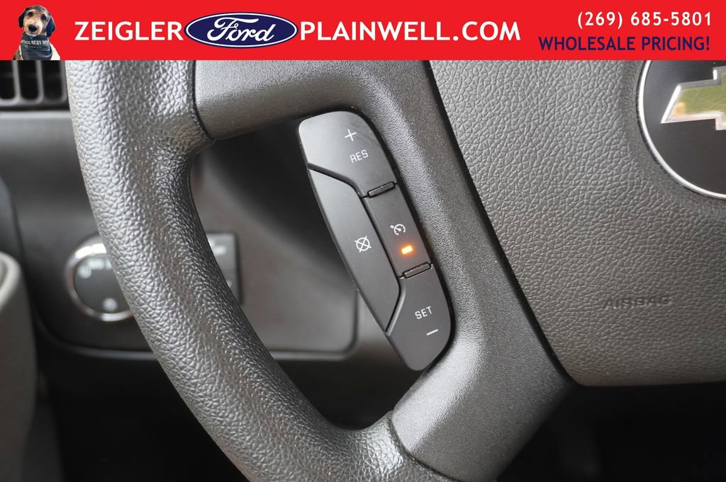 Used 2024 Chevrolet Express 2500 w/ Driver Convenience Package image 15