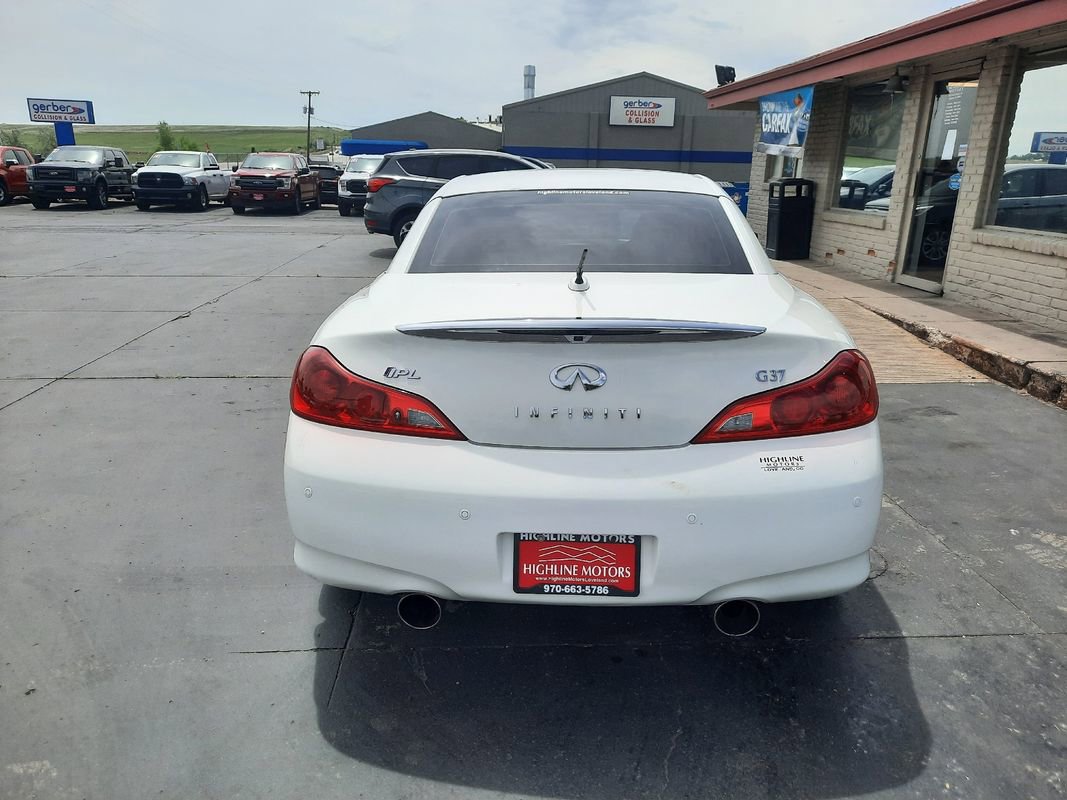 Used 2013 INFINITI G37 IPL RWD image 3