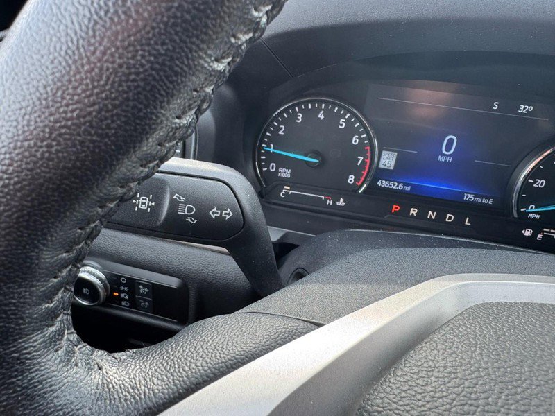 Used 2022 Ford Explorer Limited w/ Equipment Group 301A image 22