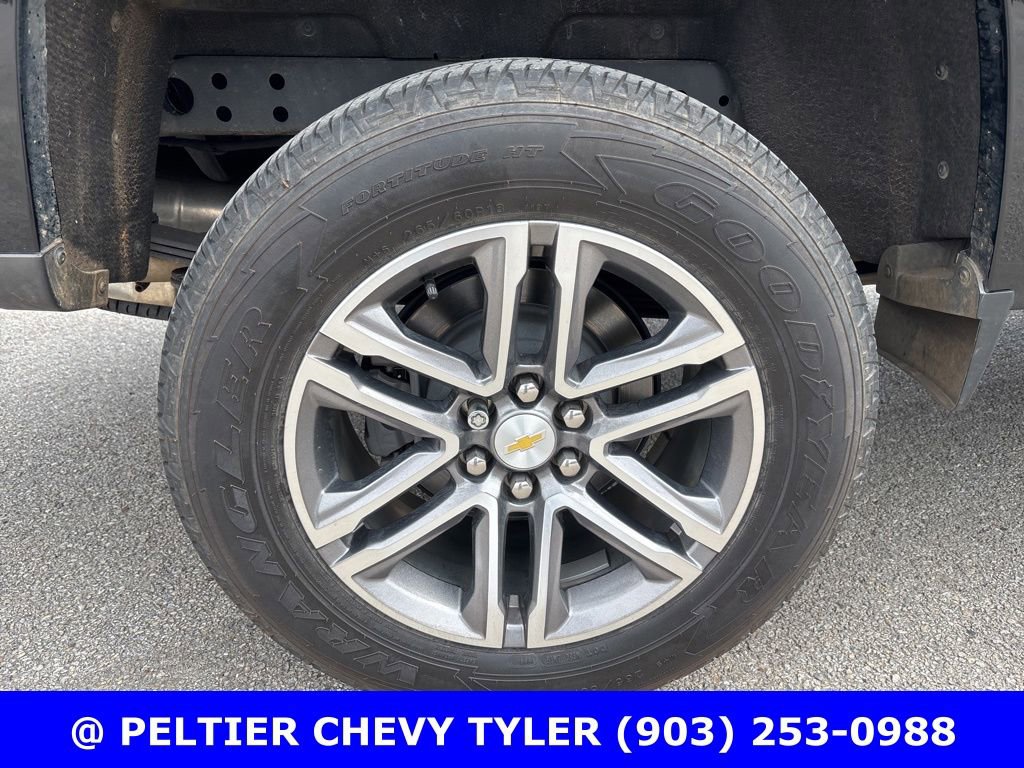 Used 2021 Chevrolet Colorado W/T w/ Custom Special Edition image 11