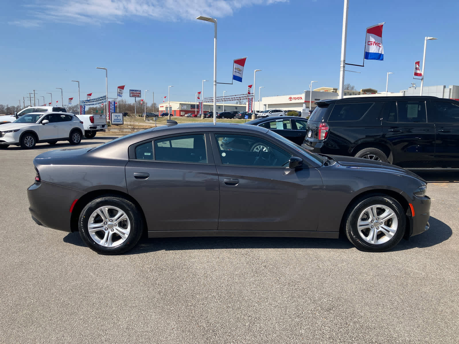 Used 2023 Dodge Charger SXT image 8