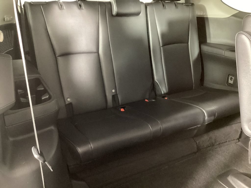Used 2024 Toyota Grand Highlander AWD image 22