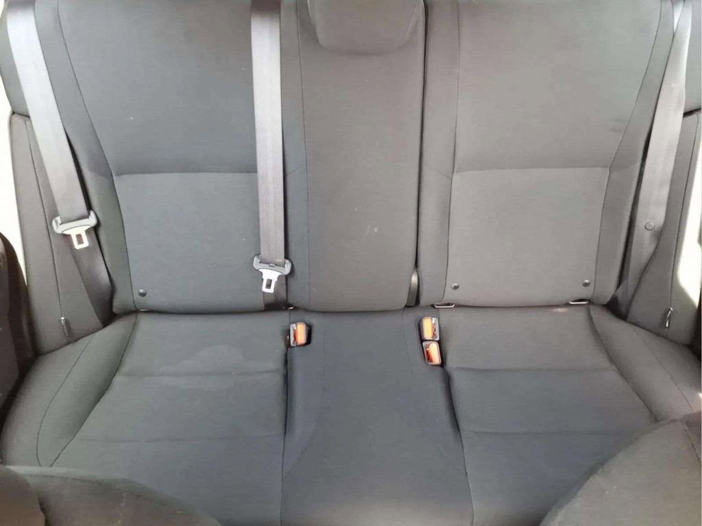 Used 2025 Nissan Kicks Play S image 17