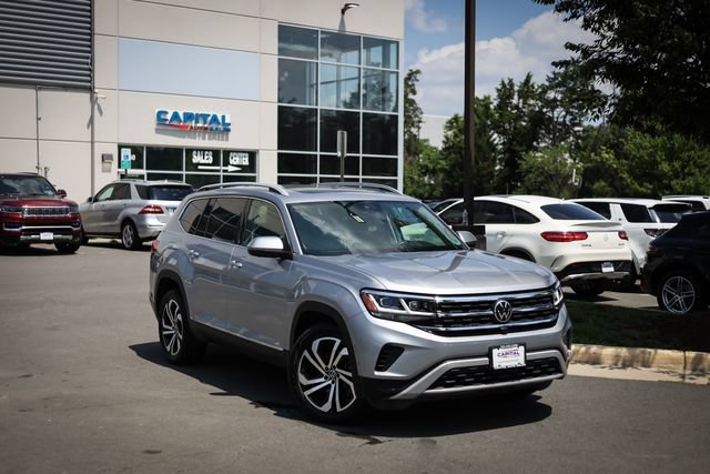 Used 2021 Volkswagen Atlas SEL Premium AWD/4WD image 2