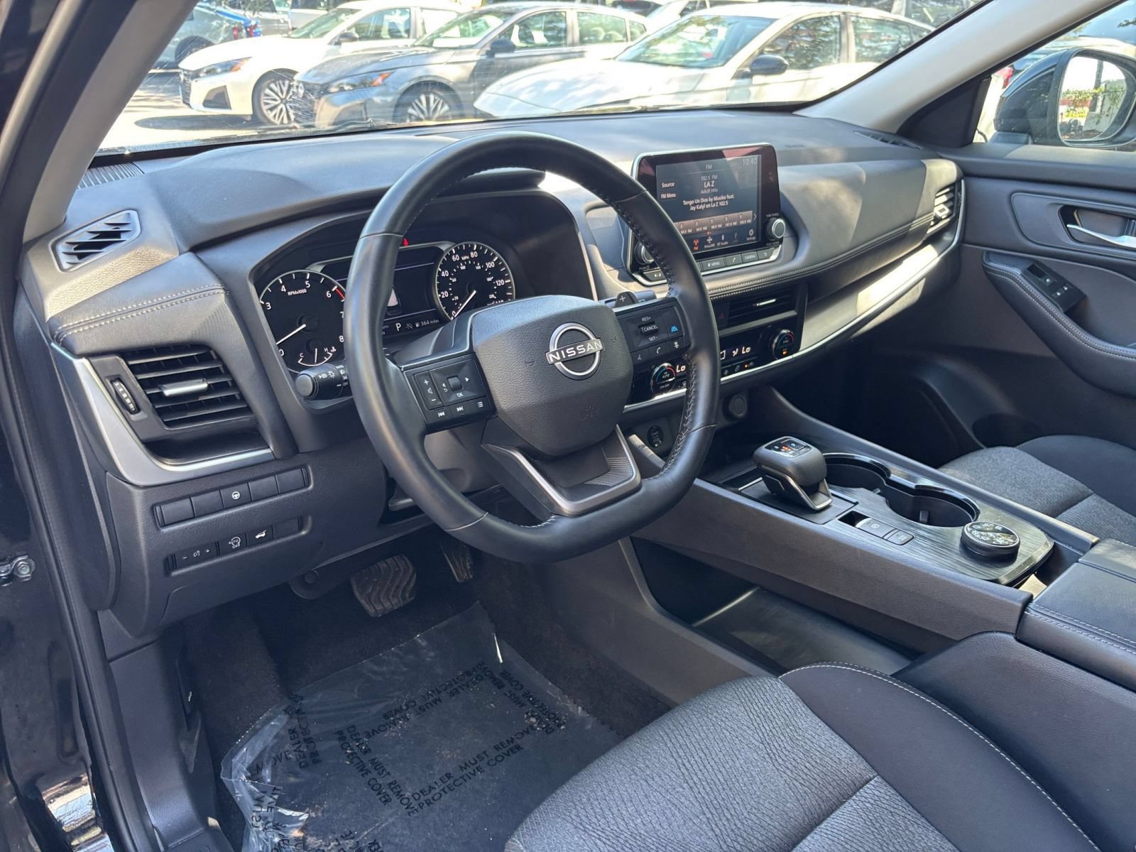 Used 2025 Nissan Rogue SV AWD/4WD image 34