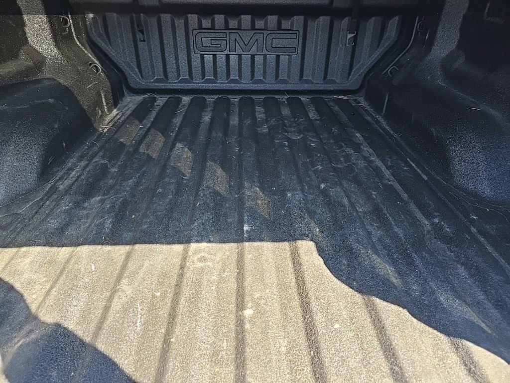 Used 2025 GMC Canyon AT4 w/ AT4X Package image 5