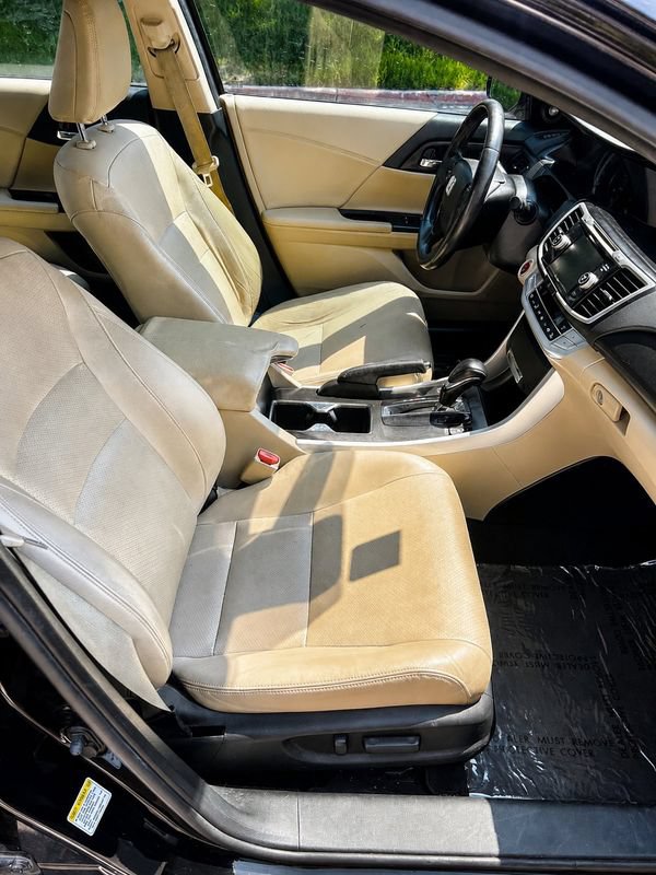 Used 2014 Honda Accord EX-L image 10