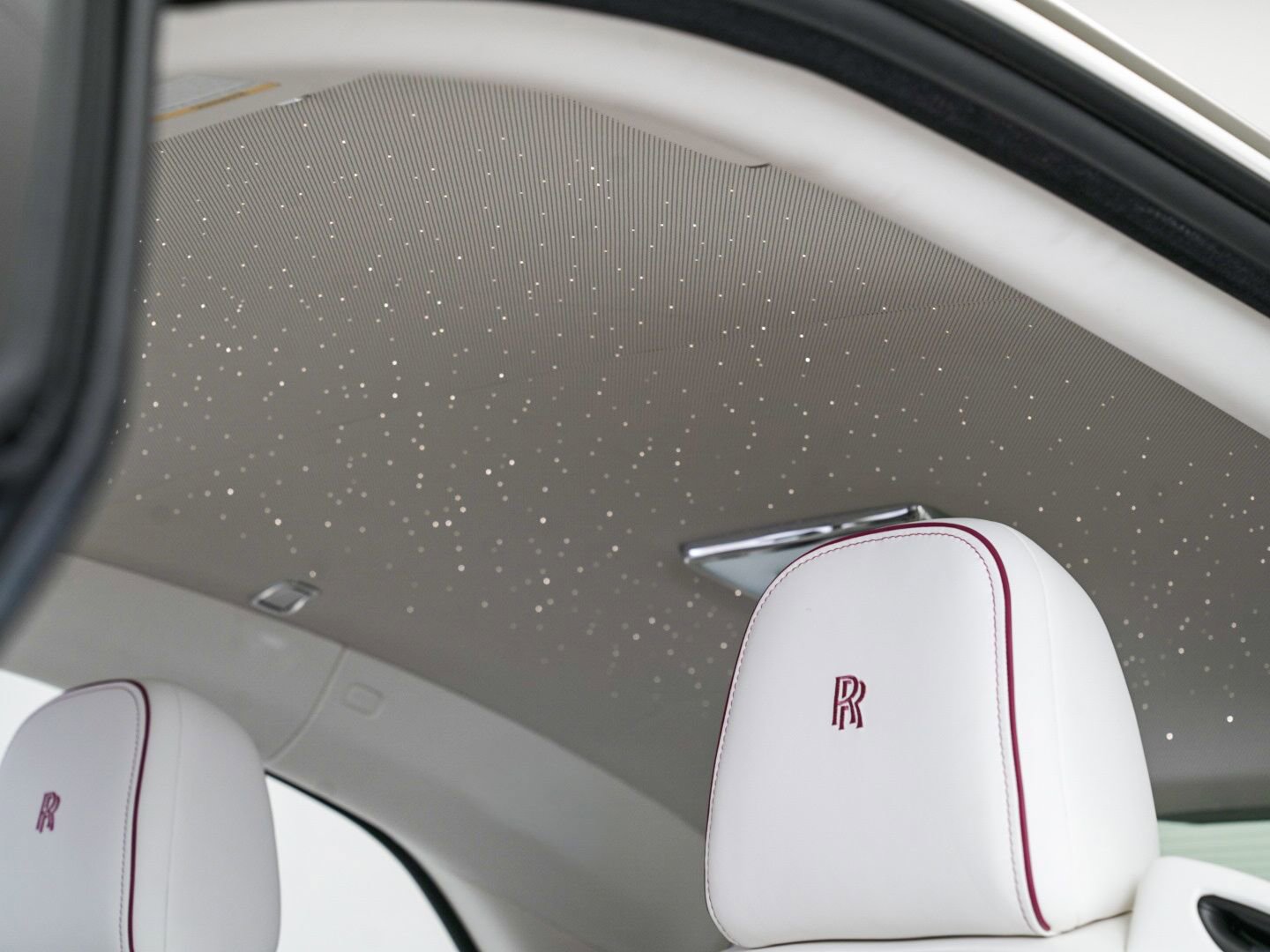 Certified 2024 Rolls-Royce Spectre w/ Spectre Launch Package image 19