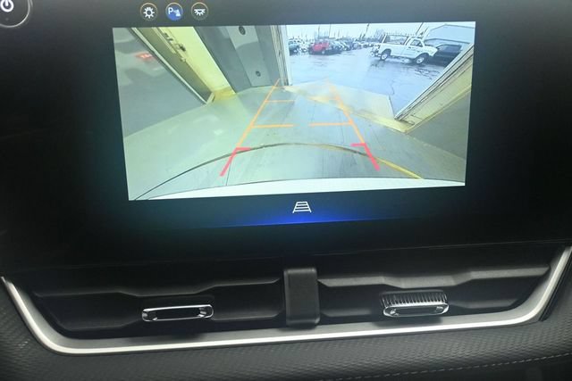 Used 2025 Chevrolet Equinox LT AWD/4WD image 30