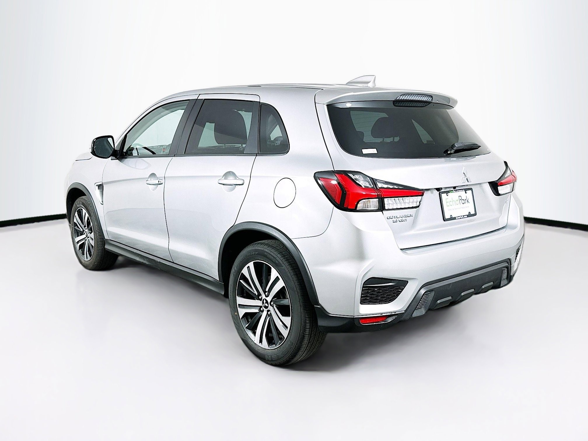 Used 2025 Mitsubishi Outlander Sport SE image 5