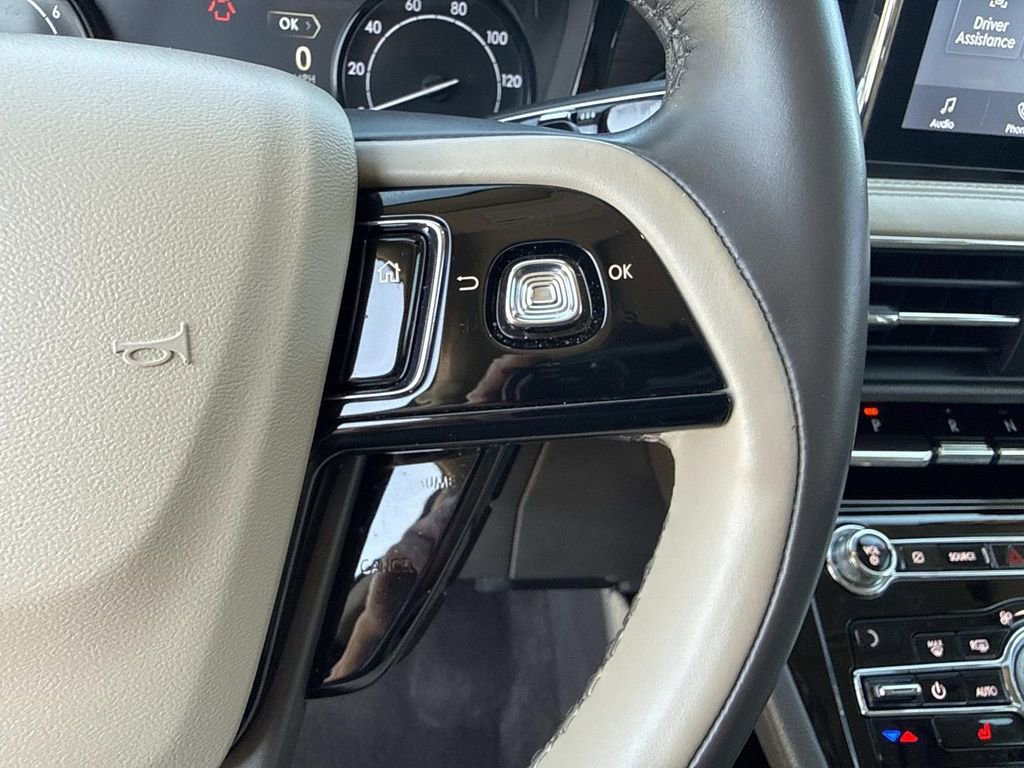 Certified 2020 Lincoln Corsair Reserve image 30