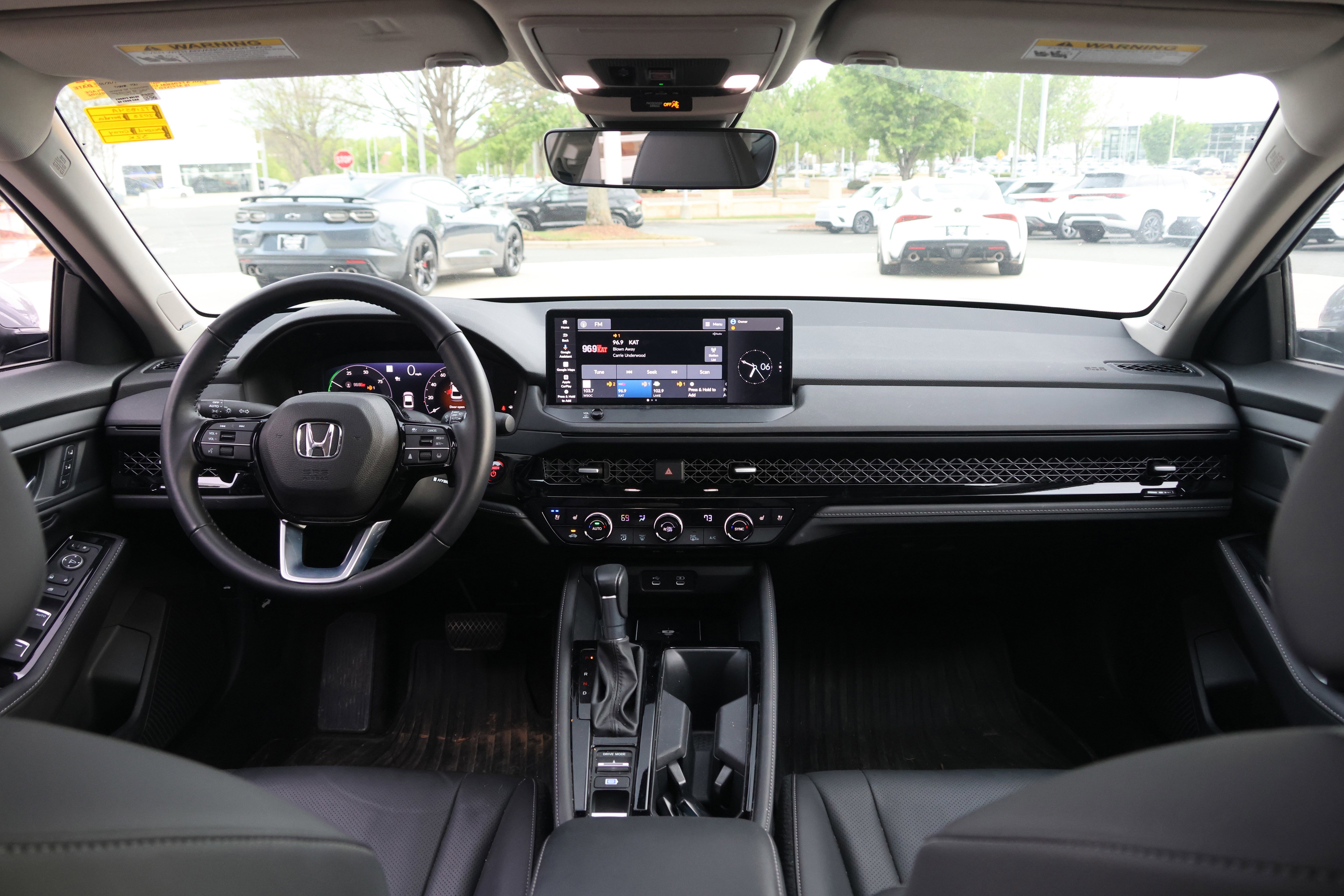 Used 2023 Honda Accord Touring image 15