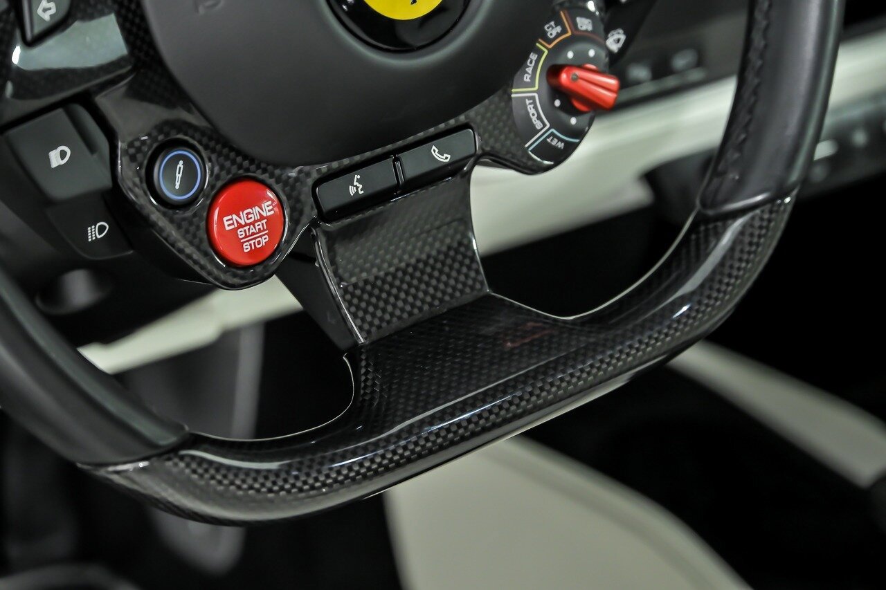 Used 2020 Ferrari F8 Tributo RWD image 22