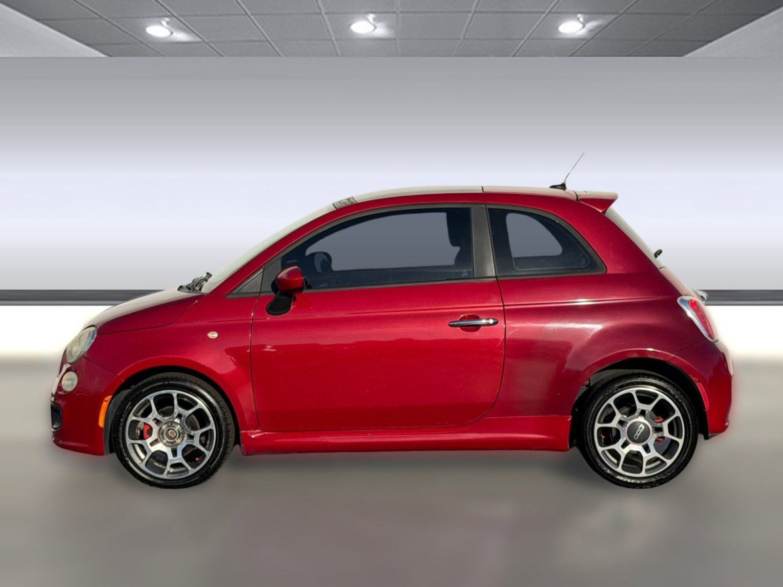 Used 2012 FIAT 500 Sport w/ Safety & Convenience Pkg image 2