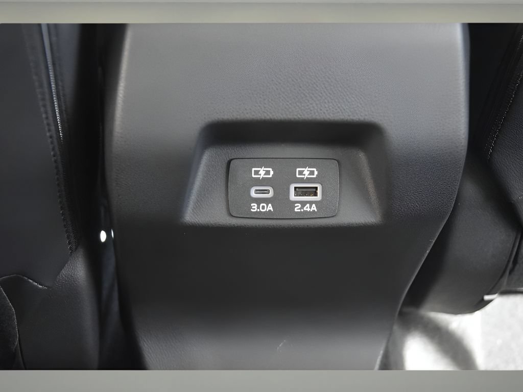 Certified 2025 Subaru Crosstrek 2.5i Limited AWD/4WD image 13