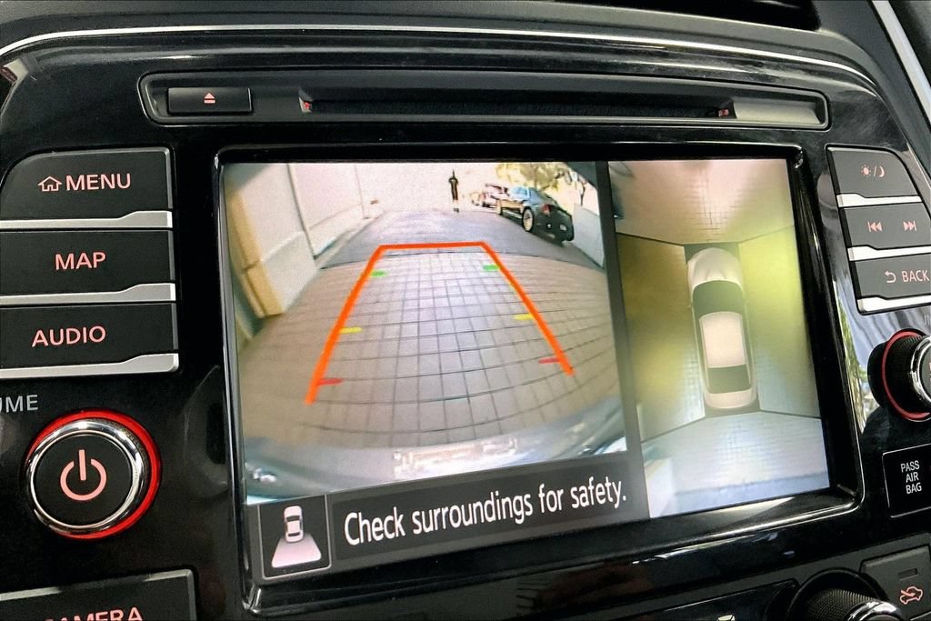 Used 2023 Nissan Maxima SR FWD image 12