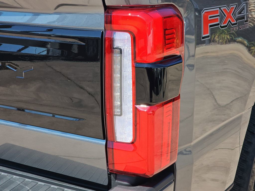 New 2026 Ford F350 Platinum w/ FX4 Off-Road Package image 42