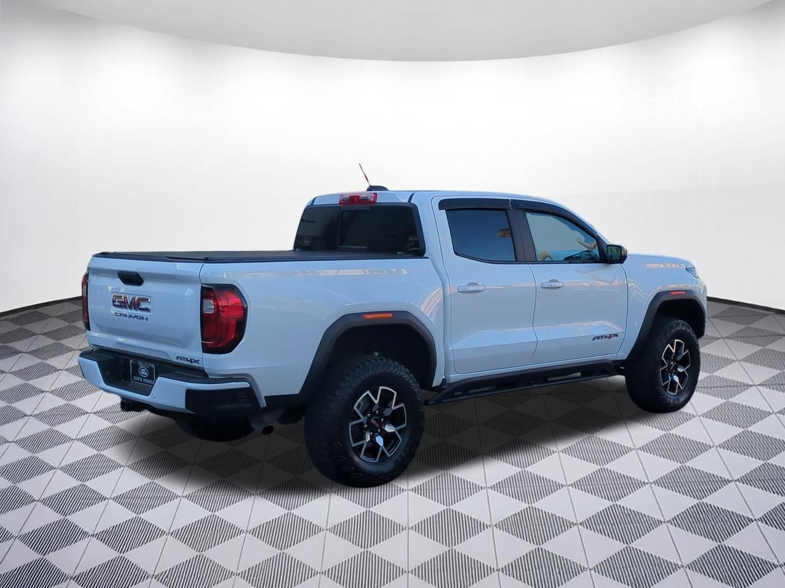 Used 2023 GMC Canyon AT4X AWD/4WD image 6