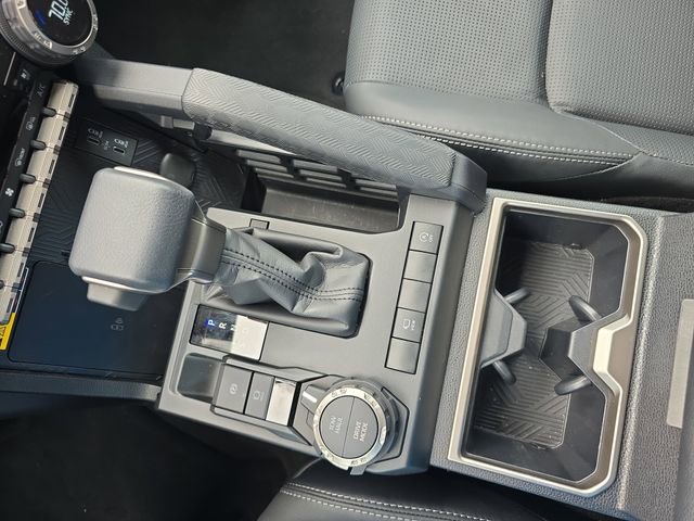 Used 2025 Toyota 4Runner Limited image 25