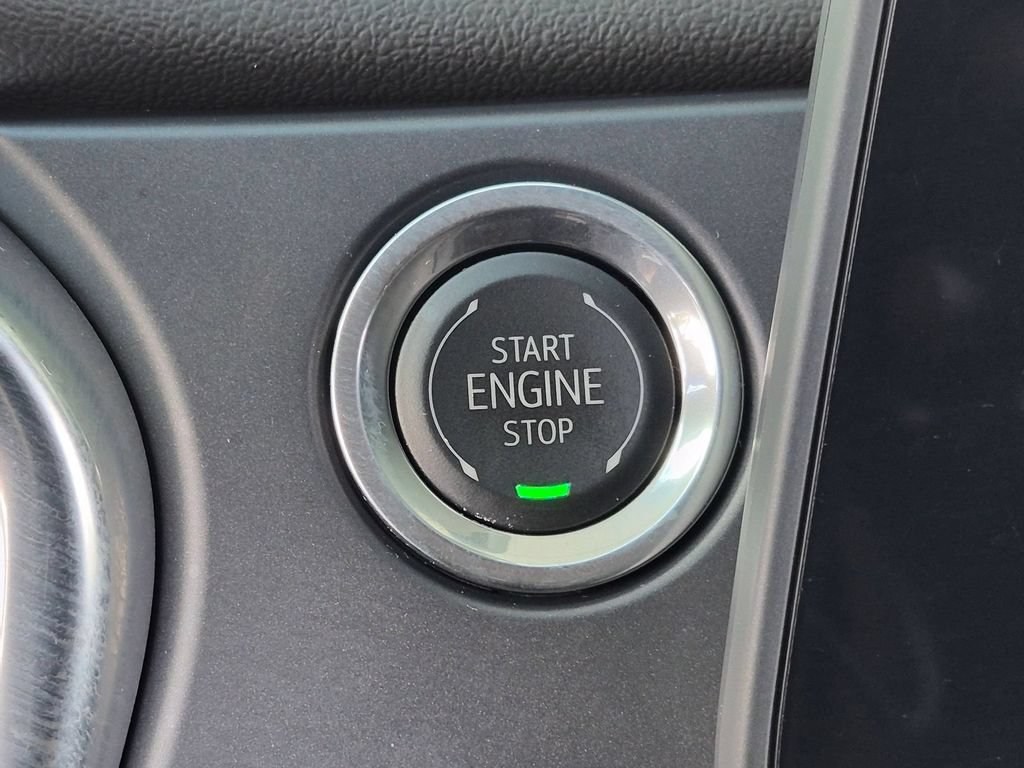 Used 2025 Chevrolet Blazer LT AWD/4WD image 18