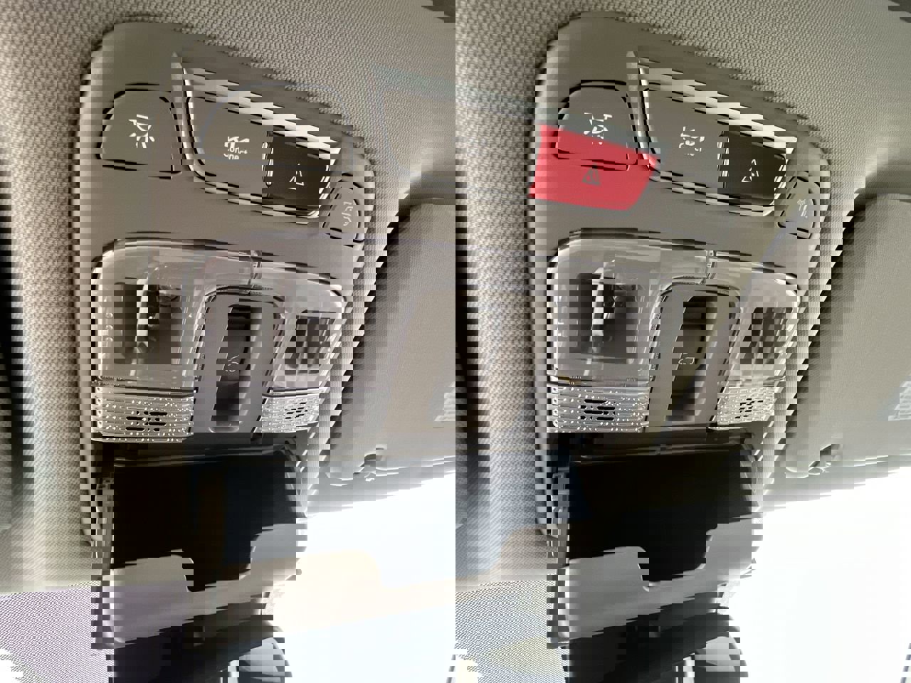 Used 2025 Kia Telluride EX w/ EX Captain's Chair Package image 19