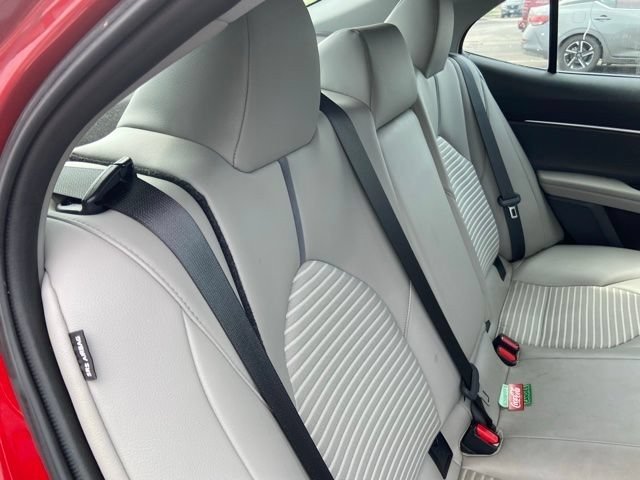 Used 2023 Toyota Camry SE w/ Protection Package (Q2) (TMS) FWD image 9