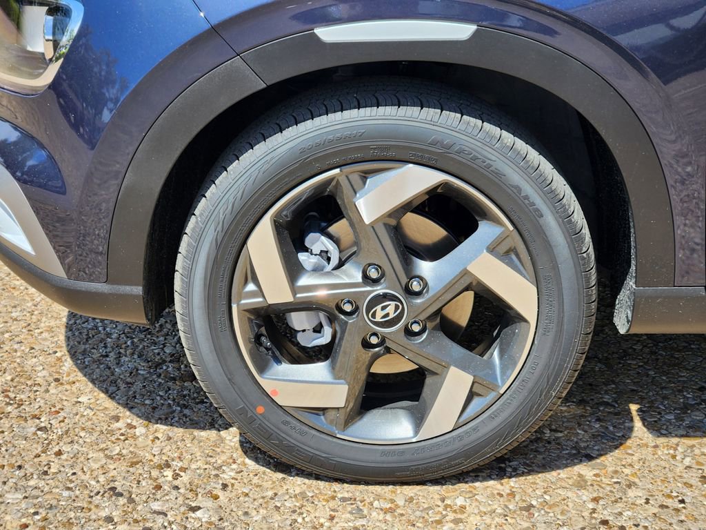 New 2026 Hyundai Venue SEL FWD image 8