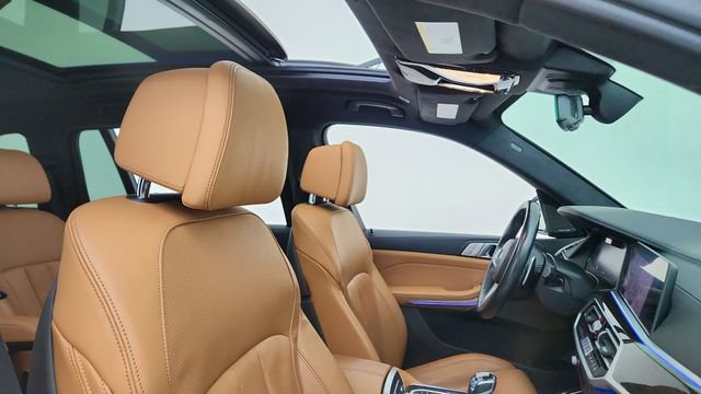Used 2021 BMW X7 xDrive40i w/ M Sport Package image 22