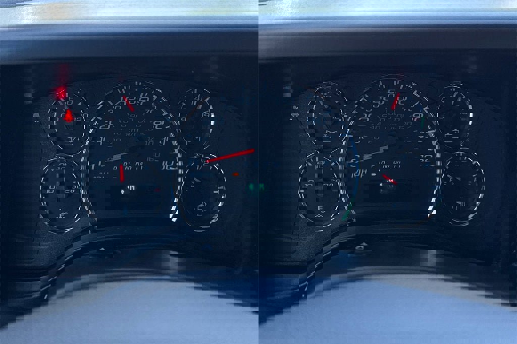 New 2025 Chevrolet Express 2500 w/ Enhanced Convenience Package image 24