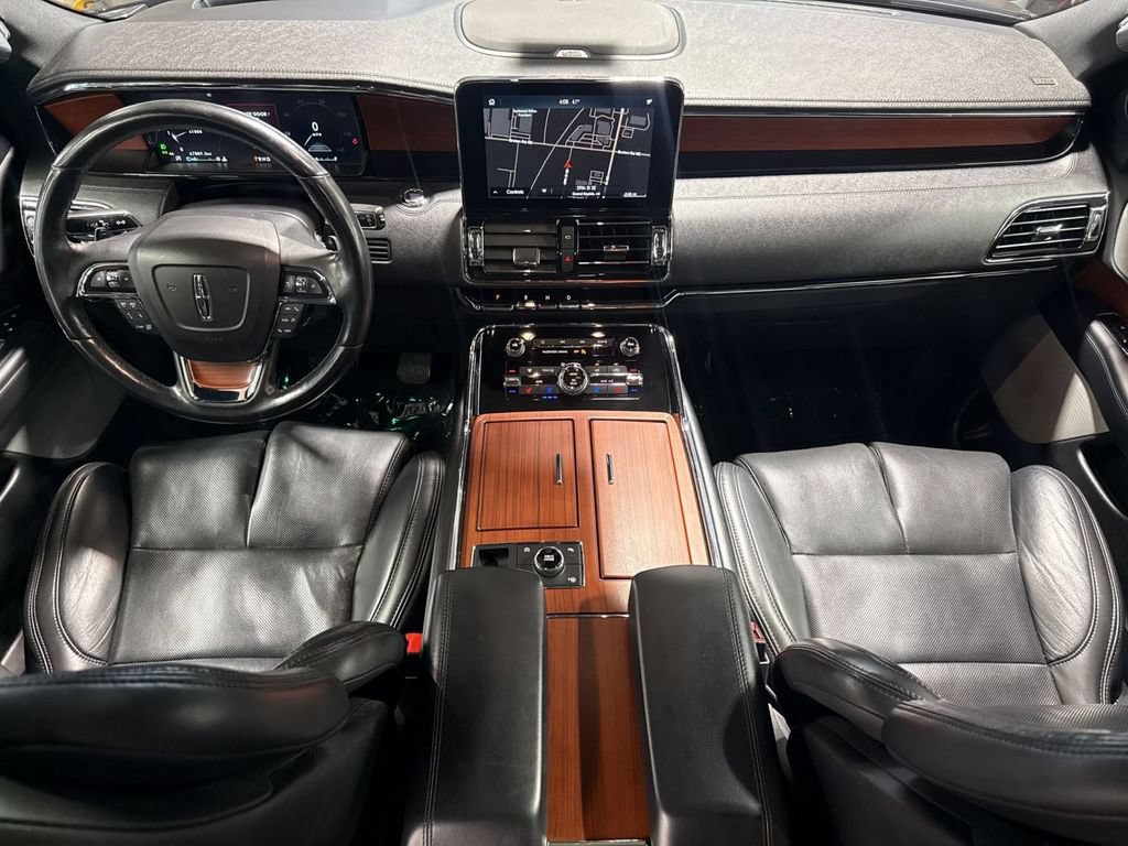 Certified 2020 Lincoln Navigator Reserve w/ Luxury Package AWD/4WD image 28