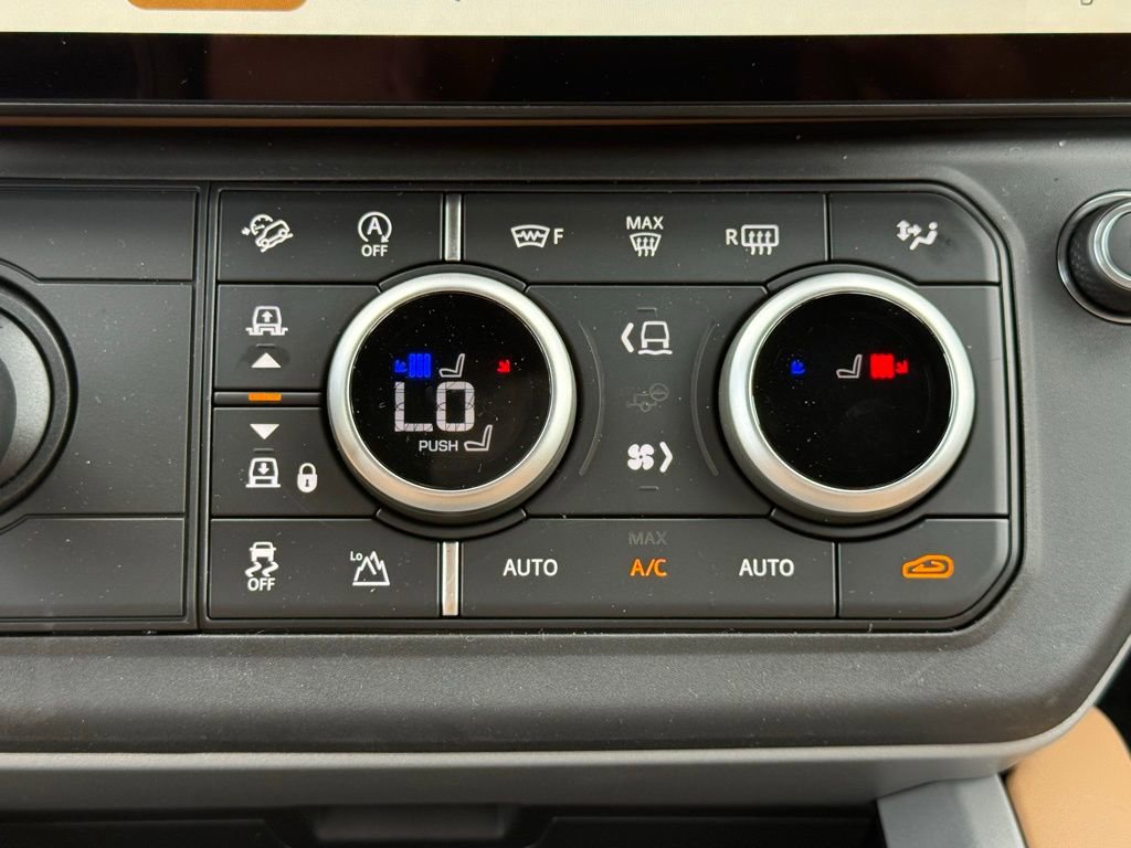 New 2026 Land Rover Defender 130 V8 AWD/4WD image 24